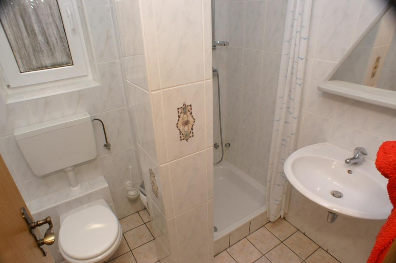 Apartments By The Sea Mandre, Pag - 4098 Εξωτερικό φωτογραφία